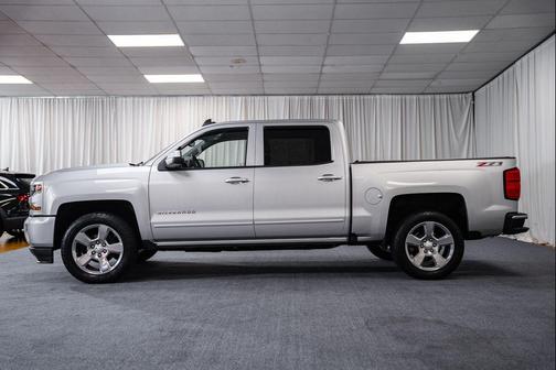Silver Ice Metallic 2017 Chevrolet Silverado 1500 2LT
