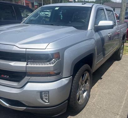 Silver Ice Metallic 2017 Chevrolet Silverado 1500 2LT