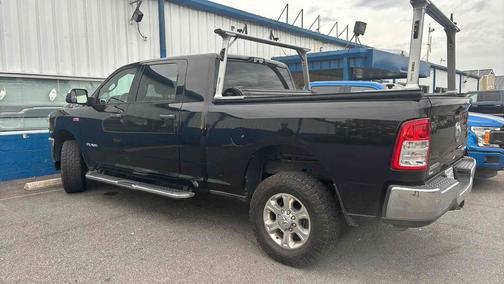 2022 RAM 2500 Big Horn Mega Cab 4x4 6'4'' Box