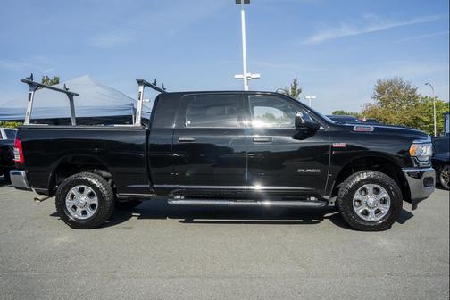 2022 RAM 2500 Big Horn Mega Cab 4x4 6'4'' Box