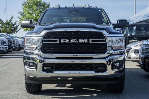 2022 RAM 2500 Big Horn Mega Cab 4x4 6'4'' Box