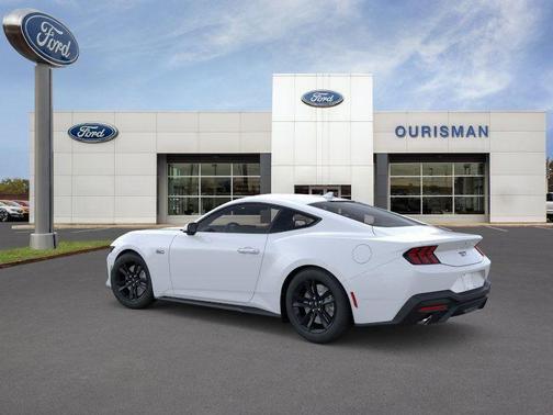 Oxford White 2026 Ford Mustang GT