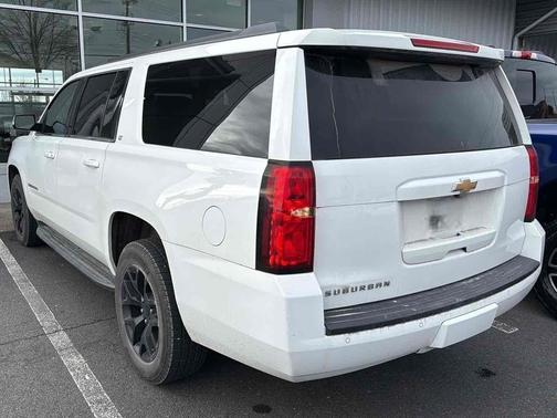 2016 Chevrolet Suburban LT