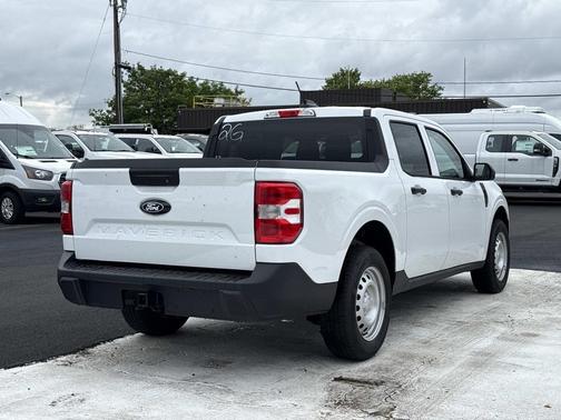 OXFORD WHITE 2026 Ford Maverick XL