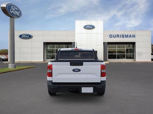 OXFORD WHITE 2026 Ford Maverick Lariat