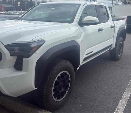 2024 Toyota Tacoma TRD Off Road