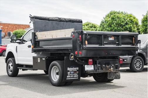 2022 Ford F-350 XL