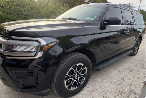 AGATE BLACK METALLIC 2022 Ford Expedition Max XLT