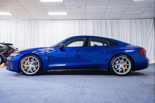 Ascari Blue Metallic 2022 Audi RS e-tron GT quattro