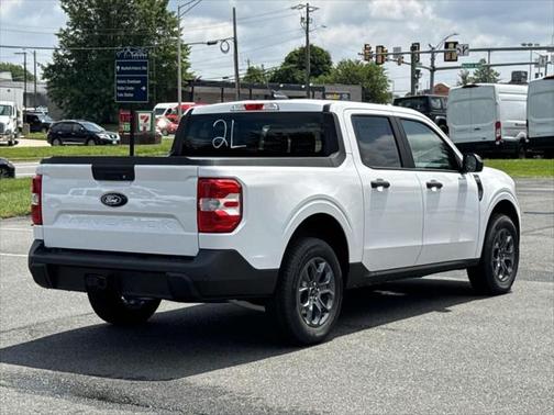 2025 Ford Maverick XLT