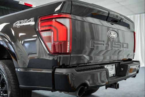 AGATE BLACK METALLIC 2024 Ford F-150 Lariat