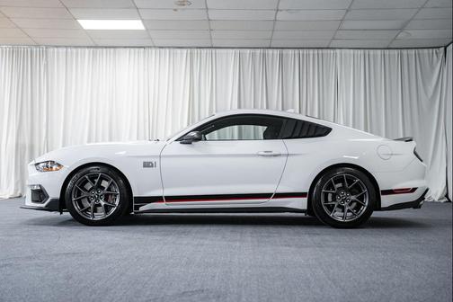 2021 Ford Mustang Mach 1