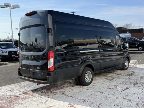 AGATE BLACK METALLIC 2026 Ford Transit-350 XL