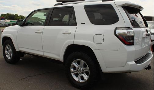 Super White 2021 Toyota 4Runner SR5
