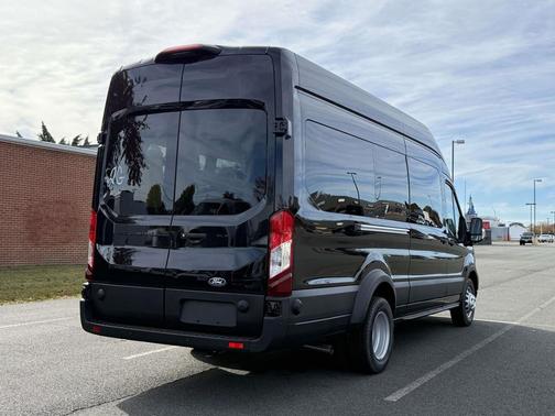 2026 Ford Transit-350 XLT