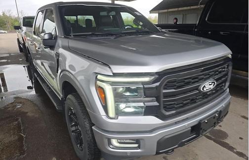 ICONIC SILVER METALLIC 2024 Ford F-150 Lariat