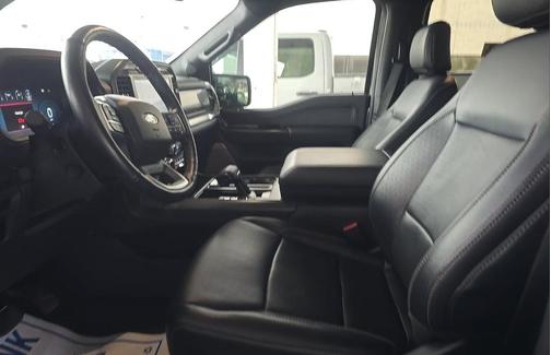 ICONIC SILVER METALLIC 2024 Ford F-150 Lariat