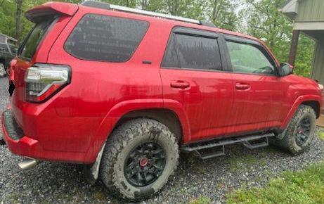 Barcelona Red Metallic 2022 Toyota 4Runner SR5