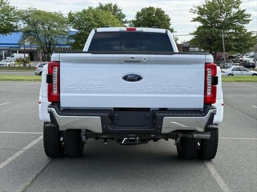 2025 Ford F-450 Lariat