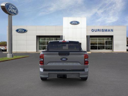 2026 Ford Maverick Lobo Standard