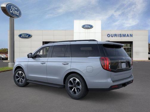 2026 Ford Expedition Active