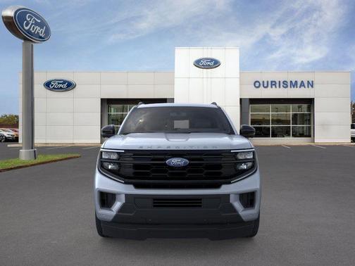 2026 Ford Expedition Active