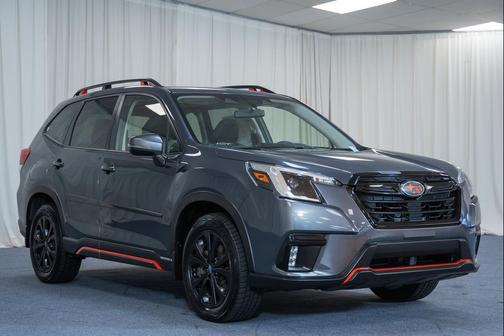 Magnetite Gray Metallic 2024 Subaru Forester Sport