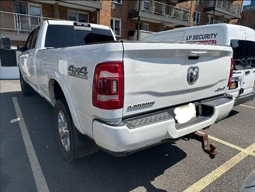 2019 RAM 2500 Laramie Crew Cab 4x4 8' Box