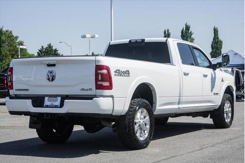 2019 RAM 2500 Laramie Crew Cab 4x4 8' Box