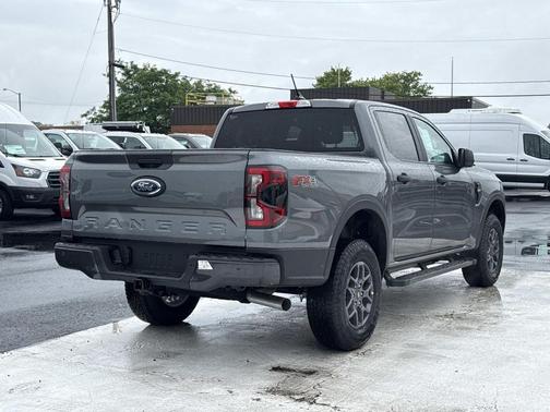 CARBONIZED GRAY METALLIC 2026 Ford Ranger XLT
