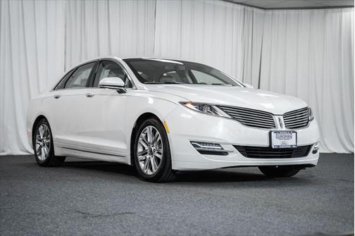 2015 Lincoln MKZ Hybrid Base