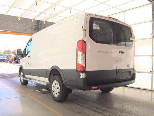 2022 Ford Transit-250 Base