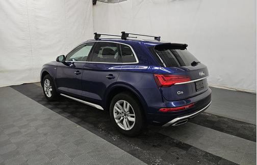 Navarra Blue Metallic 2022 Audi Q5 45 S line Premium