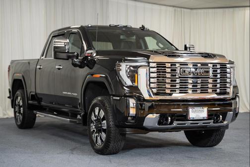 Onyx Black 2024 GMC Sierra 2500 Denali