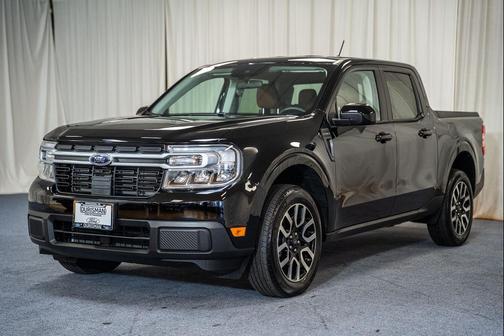 SHADOW BLACK 2024 Ford Maverick Lariat