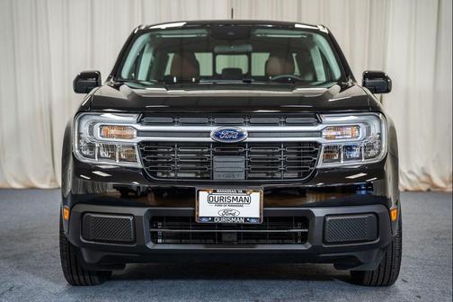 SHADOW BLACK 2024 Ford Maverick Lariat