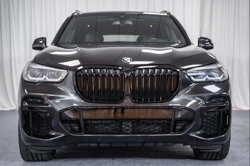 Black Sapphire Metallic 2023 BMW X5 xDrive40i