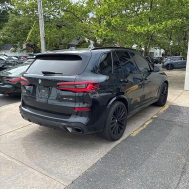 Black Sapphire Metallic 2023 BMW X5 xDrive40i