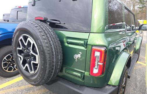 2025 Ford Bronco Outer Banks