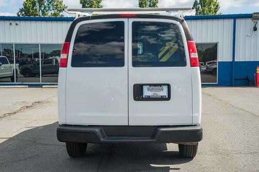 Summit White 2018 Chevrolet Express 2500 Work Van