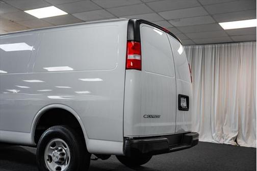 2020 Chevrolet Express 2500 RWD 2500 Regular Wheelbase WT