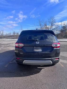 2024 Honda Pilot EX-L 7 Passenger