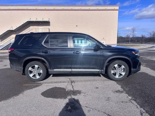 2024 Honda Pilot EX-L 7 Passenger