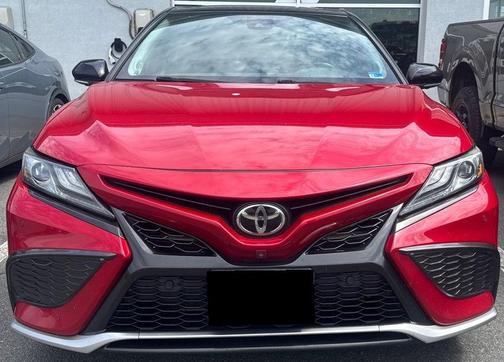 Supersonic Red/Midnight Black Metallic 2021 Toyota Camry XSE