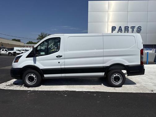 Oxford White 2026 Ford Transit-250 Base