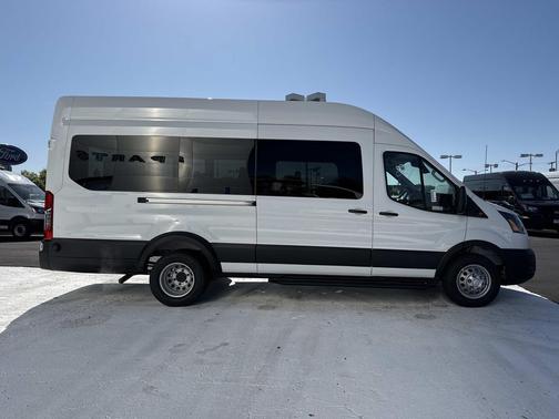 Oxford White 2026 Ford Transit-350 XL