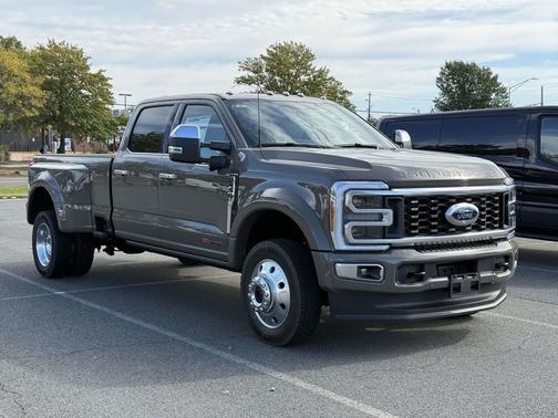 2026 Ford F-450 Platinum