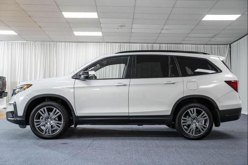 2022 Honda Pilot AWD Sport