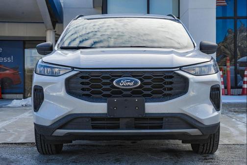 SPACE SILVER METALLIC 2025 Ford Escape ST-Line