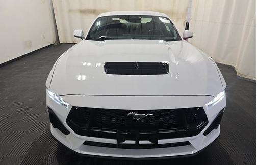 OXFORD WHITE 2024 Ford Mustang GT Premium